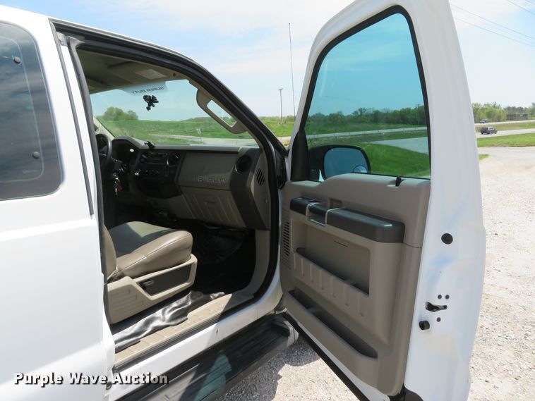 image for item DI2155 2008 Ford F250 Super Duty XL  SuperCab pickup truck