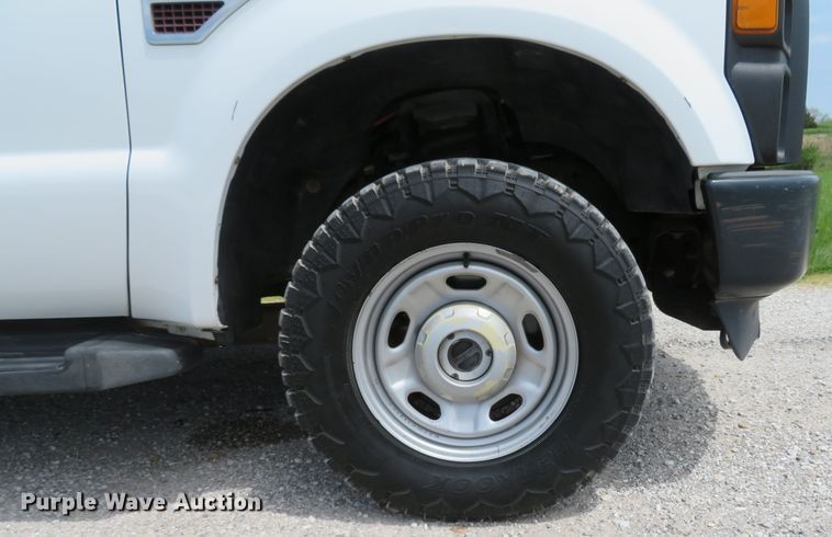 image for item DI2155 2008 Ford F250 Super Duty XL  SuperCab pickup truck