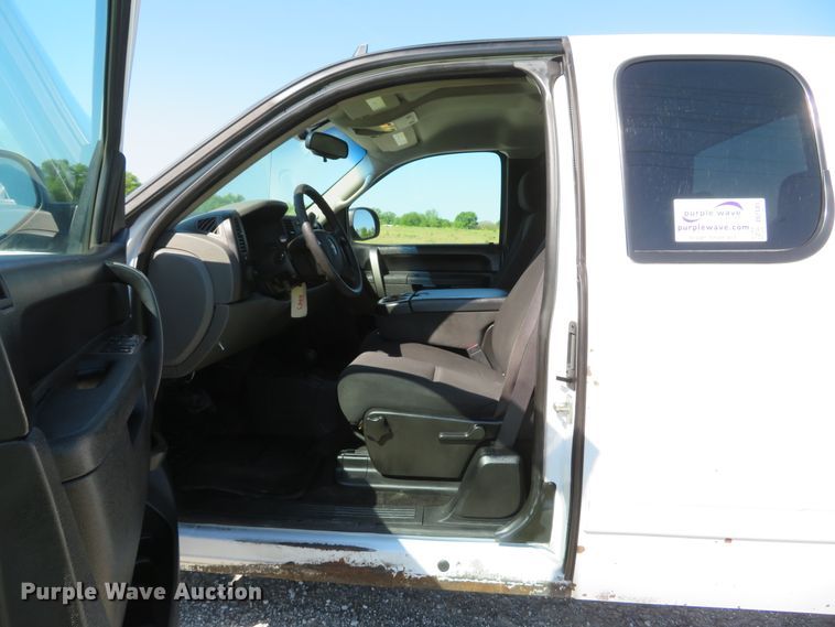 image for item DI2185 2012 Chevrolet Silverado 1500 LS  Ext. Cab pickup truck