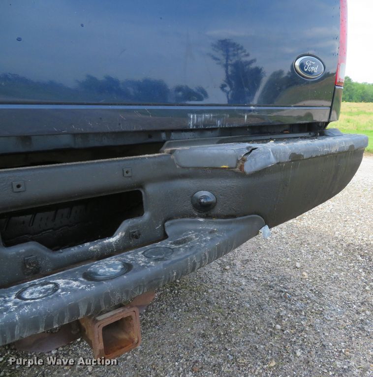 image for item DI2195 2004 Ford F250 Super Duty XL  SuperCab pickup truck