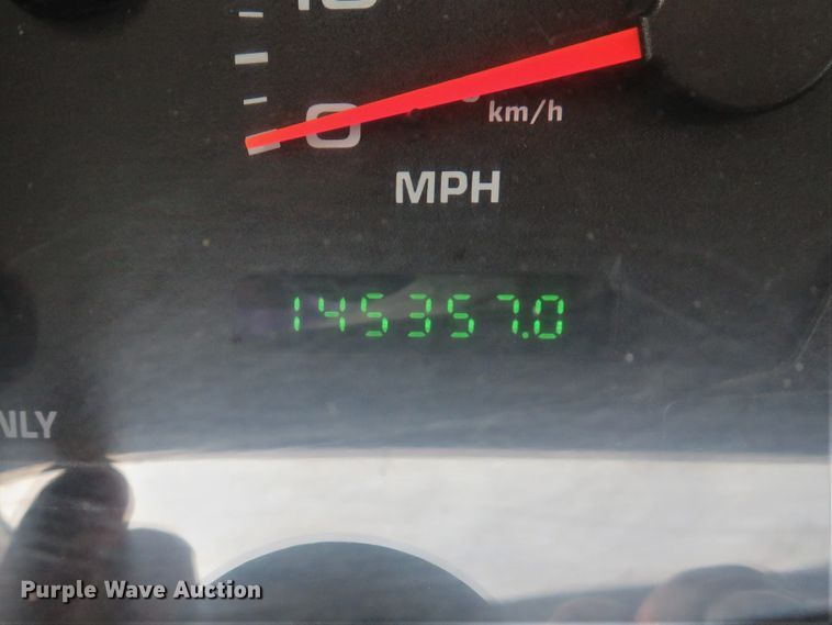 image for item DI2195 2004 Ford F250 Super Duty XL  SuperCab pickup truck