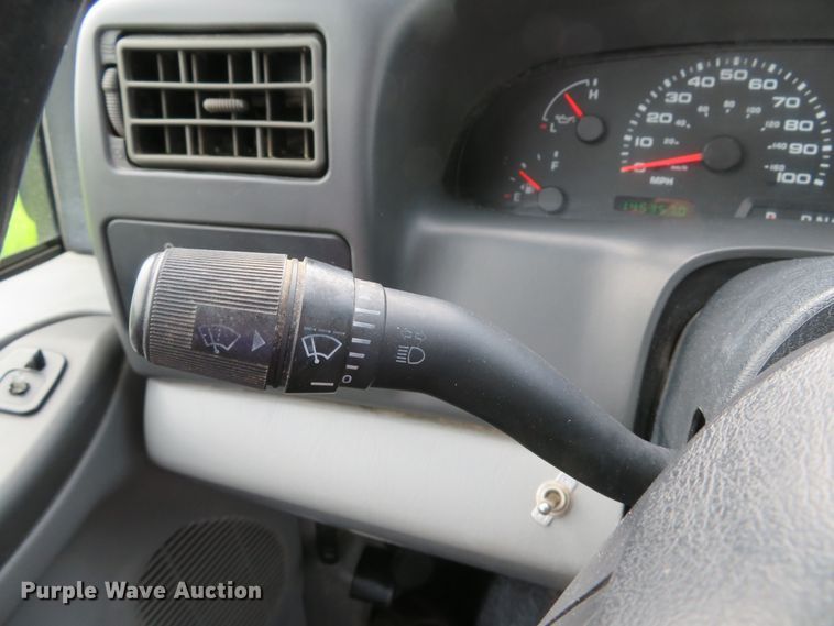 image for item DI2195 2004 Ford F250 Super Duty XL  SuperCab pickup truck