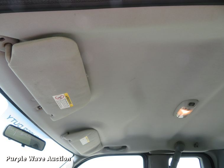 image for item DI2195 2004 Ford F250 Super Duty XL  SuperCab pickup truck