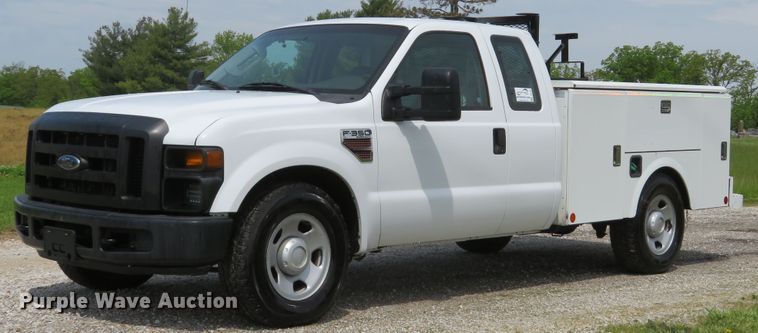 image for item DI2196 2010 Ford F350 Super Duty XL  SuperCab utility bed pickup truck
