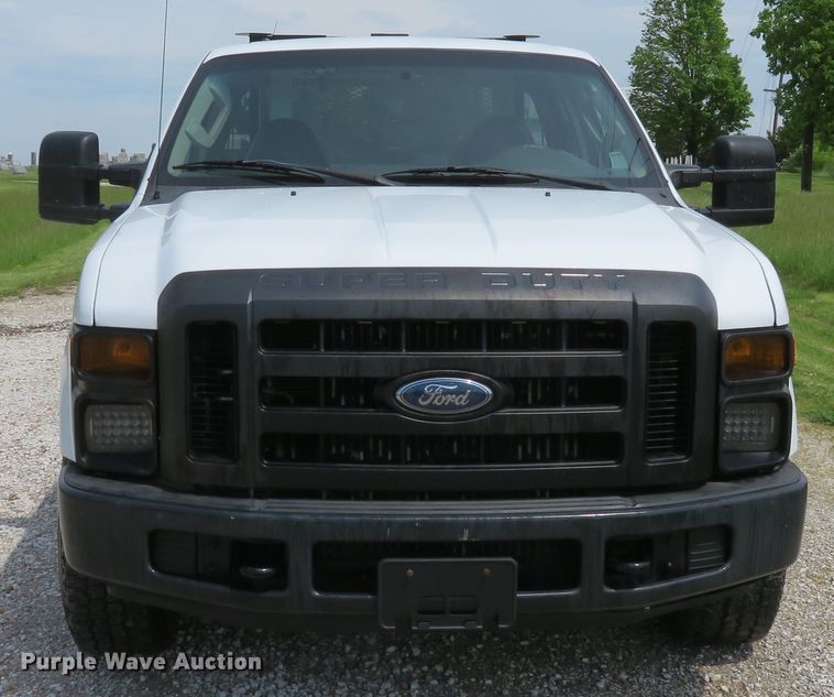 image for item DI2196 2010 Ford F350 Super Duty XL  SuperCab utility bed pickup truck