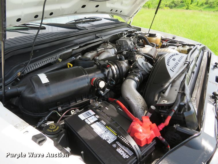 image for item DI2196 2010 Ford F350 Super Duty XL  SuperCab utility bed pickup truck