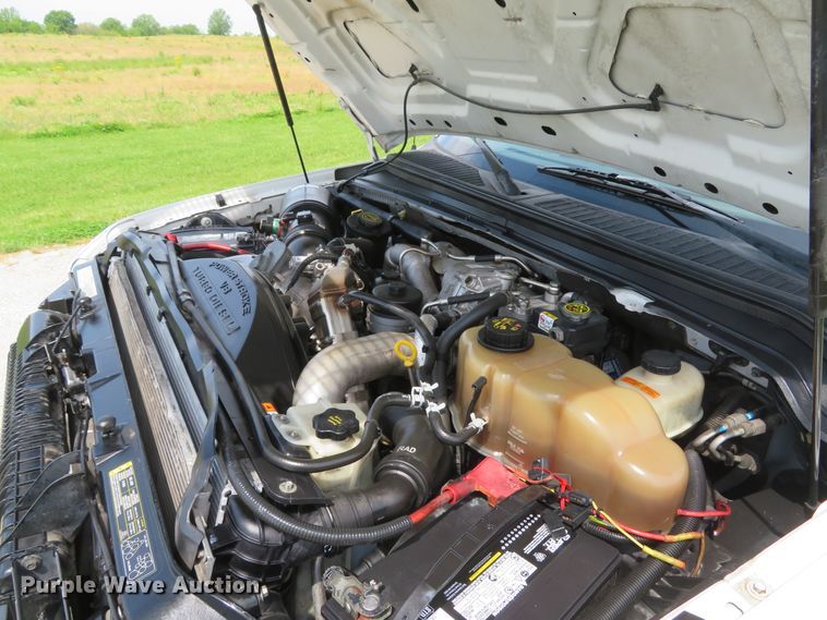 image for item DI2196 2010 Ford F350 Super Duty XL  SuperCab utility bed pickup truck