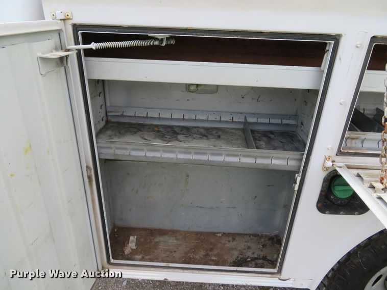 image for item DI2200 2009 Ford F350 Super Duty XL  SuperCab utility bed pickup truck