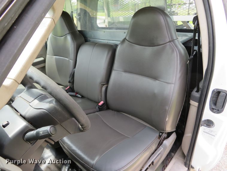 image for item DI2200 2009 Ford F350 Super Duty XL  SuperCab utility bed pickup truck