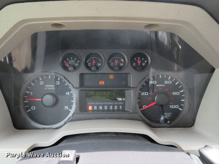 image for item DI2200 2009 Ford F350 Super Duty XL  SuperCab utility bed pickup truck