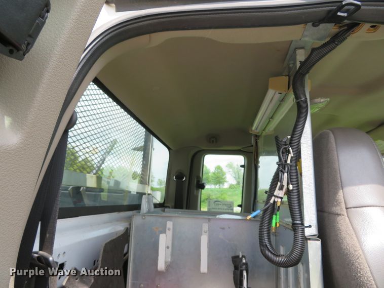 image for item DI2200 2009 Ford F350 Super Duty XL  SuperCab utility bed pickup truck