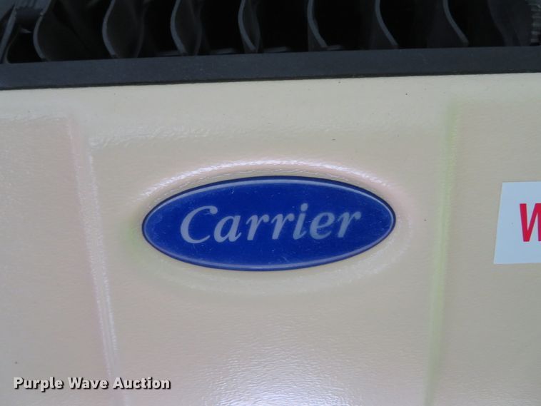 image for item DI2202 2006 Ford E350 Super Duty  shuttle bus