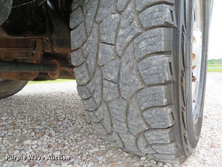 image for item DI2203 2013 Chevrolet Silverado 3500HD  Ext. Cab pickup truck