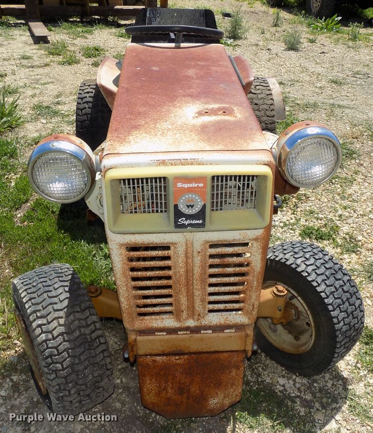 image for item DO9353 Lawn and garden equipment