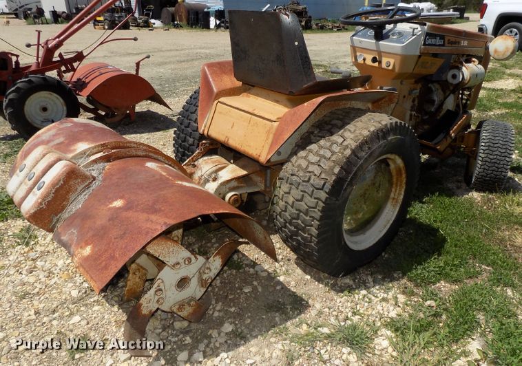 image for item DO9353 Lawn and garden equipment