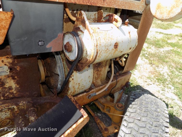 image for item DO9353 Lawn and garden equipment