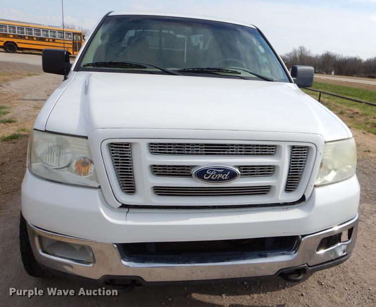 image for item EZ9868 2004 Ford F150 SuperCrew pickup truck