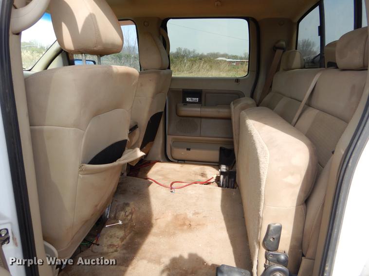 image for item EZ9868 2004 Ford F150 SuperCrew pickup truck