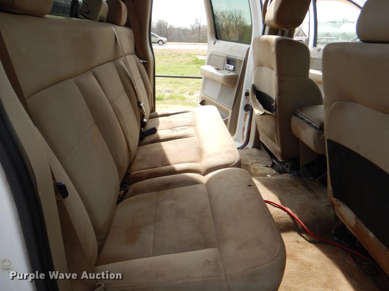 image for item EZ9868 2004 Ford F150 SuperCrew pickup truck