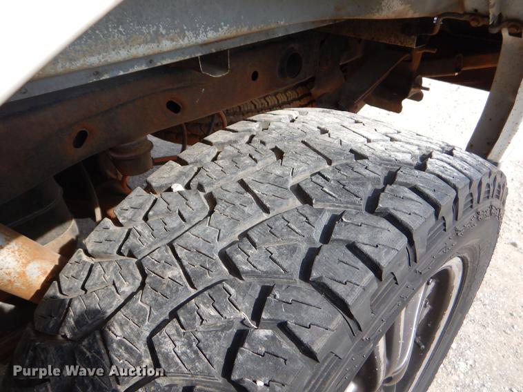 image for item EZ9868 2004 Ford F150 SuperCrew pickup truck