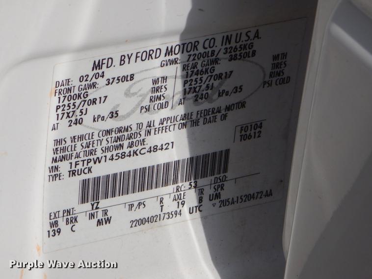 image for item EZ9868 2004 Ford F150 SuperCrew pickup truck