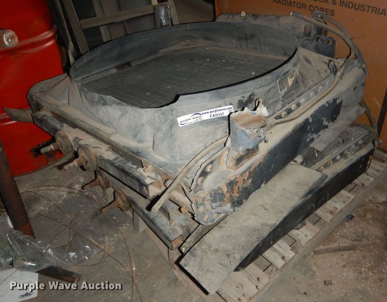 image for item FA9347 (3) Freightliner FLD radiators