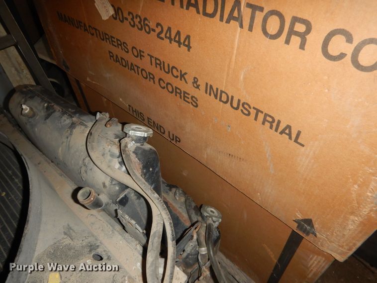 image for item FA9347 (3) Freightliner FLD radiators