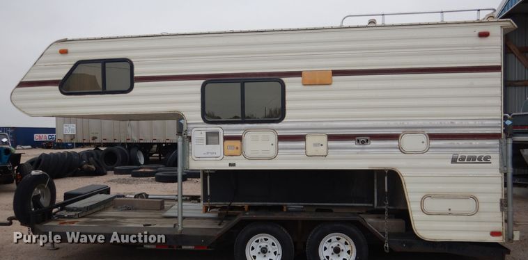 image for item FA9349 1990 Lance 900  slide-in camper