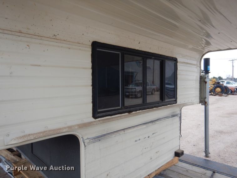 image for item FA9349 1990 Lance 900  slide-in camper