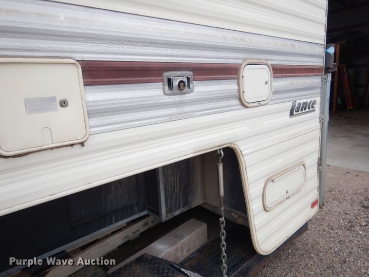 image for item FA9349 1990 Lance 900  slide-in camper
