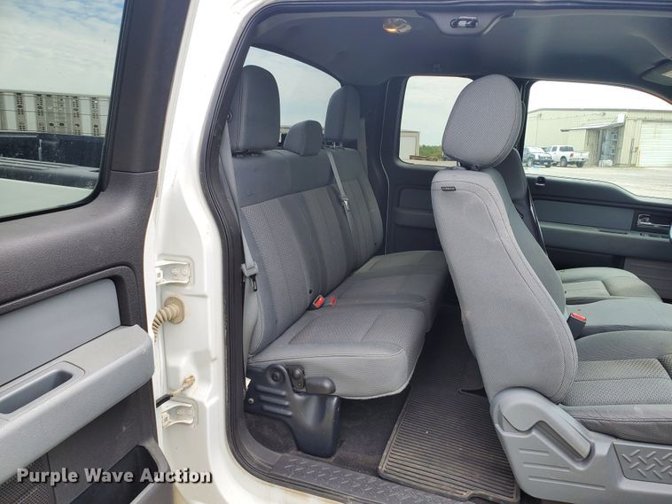 image for item GB9990 2013 Ford F150 XLT  SuperCab pickup truck