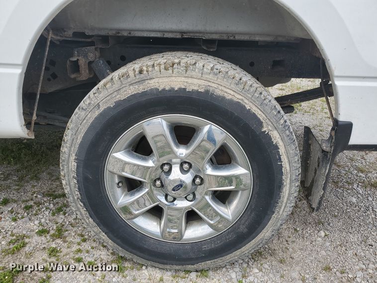 image for item GB9990 2013 Ford F150 XLT  SuperCab pickup truck