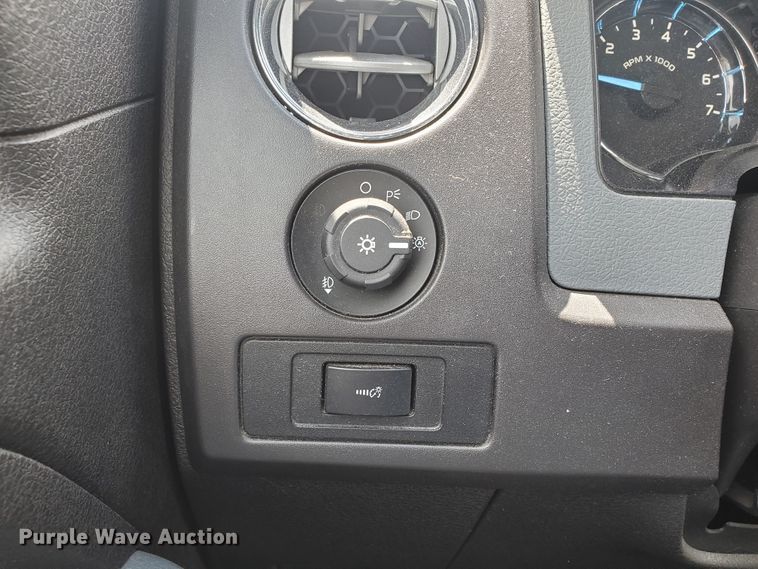 image for item GB9991 2012 Ford F150 XLT  SuperCab pickup truck