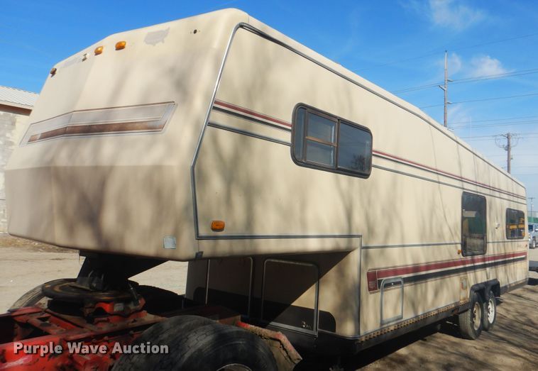 image for item GD9236 1987 Holiday Rambler Monitor DGL camper