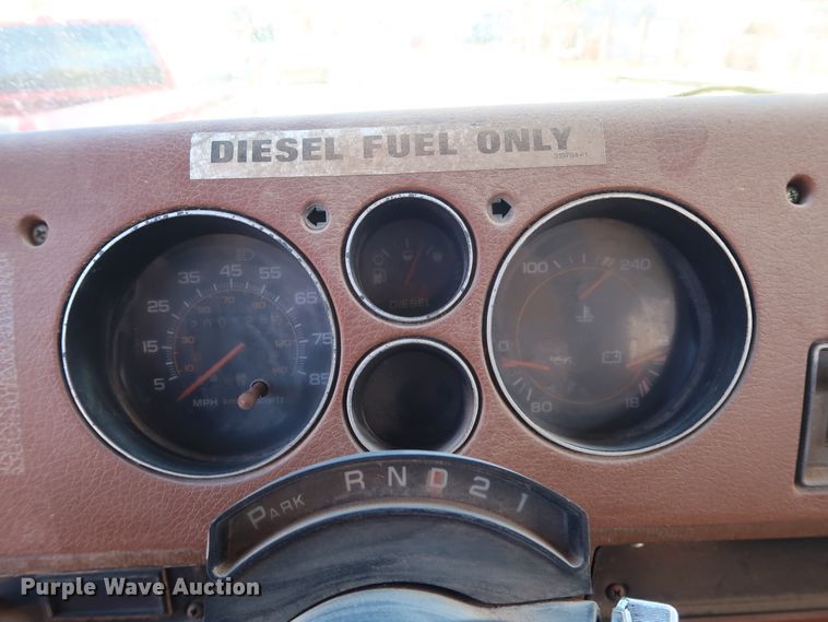 image for item GD9808 1990 Chevrolet G30 school bus