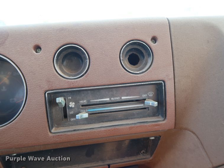 image for item GD9808 1990 Chevrolet G30 school bus