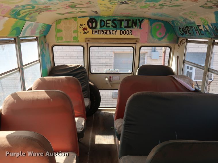 image for item GD9808 1990 Chevrolet G30 school bus