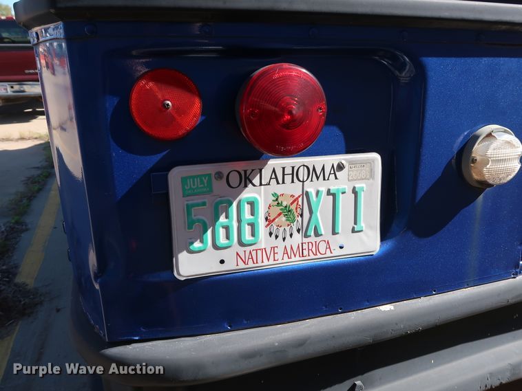 image for item GD9808 1990 Chevrolet G30 school bus