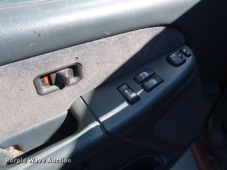 image for item GD9809 2001 Chevrolet Silverado 1500 Ext. Cab pickup truck