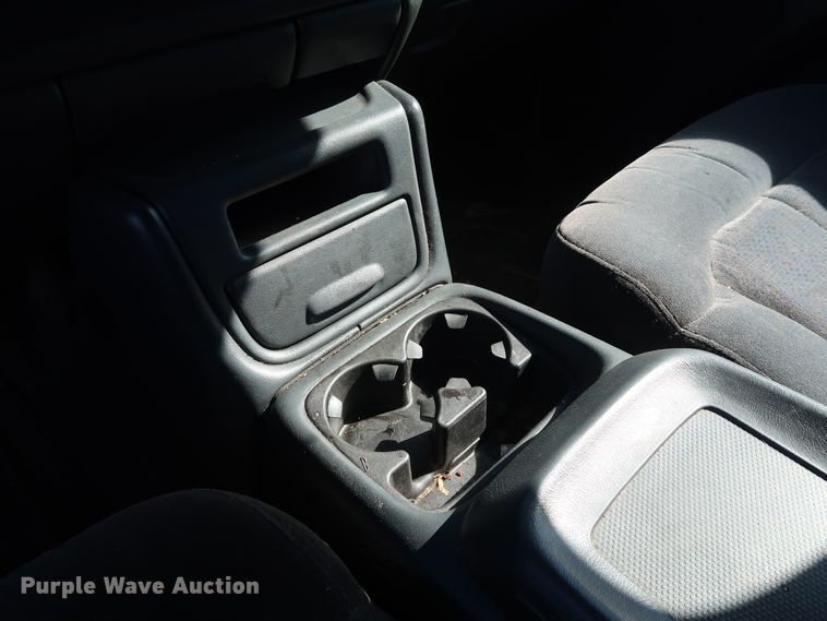 image for item GD9809 2001 Chevrolet Silverado 1500 Ext. Cab pickup truck