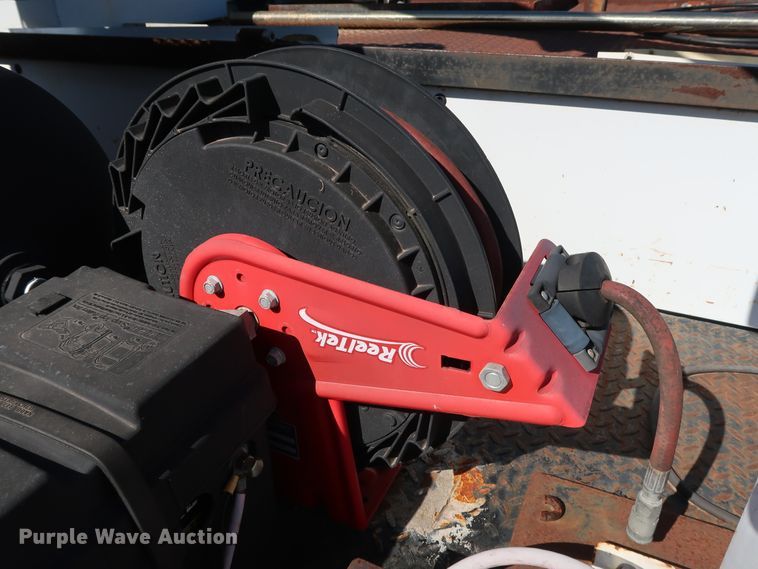 image for item GD9810 1995 Chevrolet C2500 Ext. Cab flatbed pickup truck