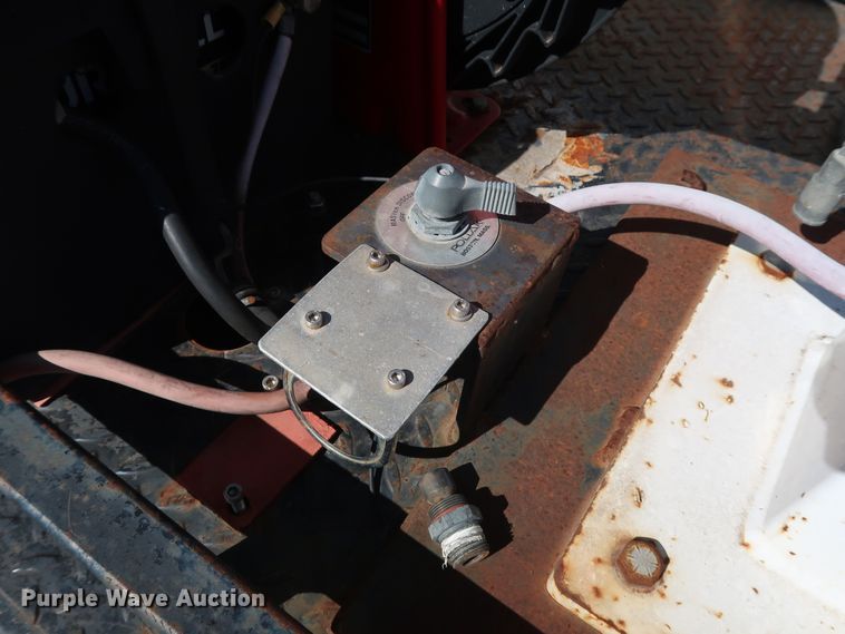 image for item GD9810 1995 Chevrolet C2500 Ext. Cab flatbed pickup truck