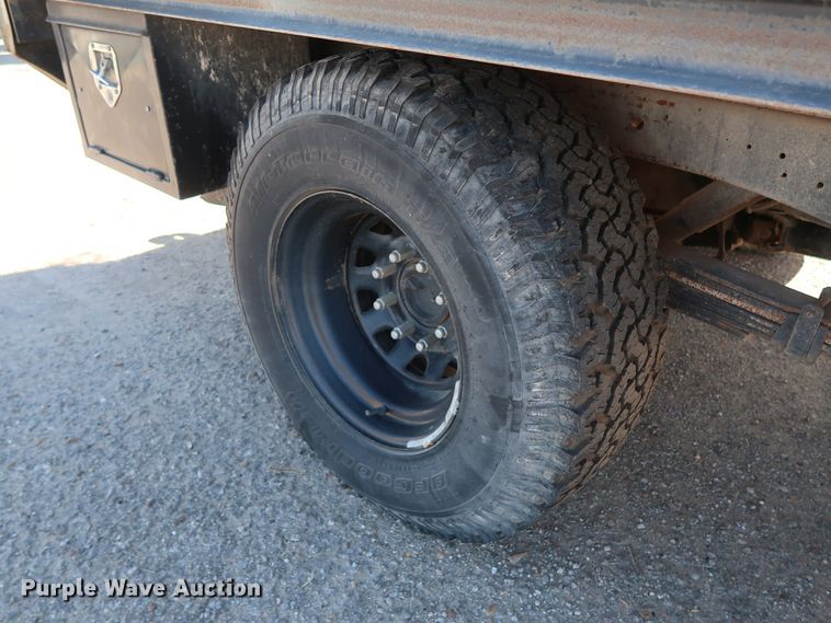 image for item GD9810 1995 Chevrolet C2500 Ext. Cab flatbed pickup truck