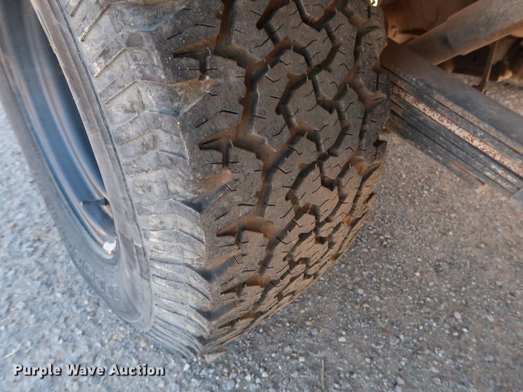 image for item GD9810 1995 Chevrolet C2500 Ext. Cab flatbed pickup truck