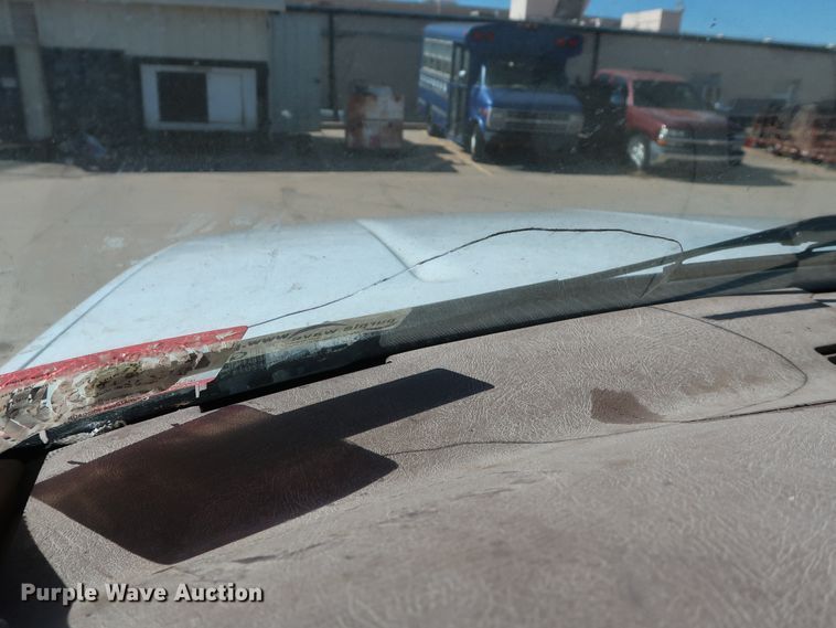 image for item GD9810 1995 Chevrolet C2500 Ext. Cab flatbed pickup truck