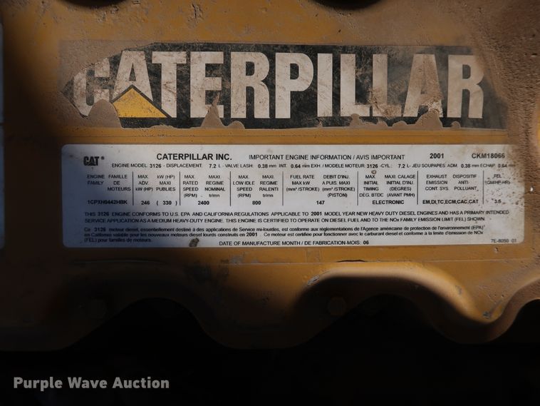 image for item GD9813 2001 GMC C7500 propane fuel truck