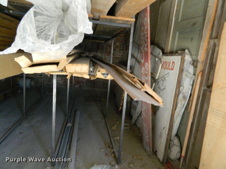 image for item GE9887 Building materials