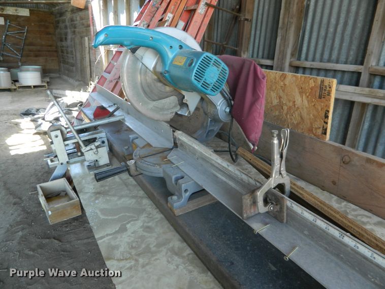 image for item GE9898 Makita aluminum saw chop saw