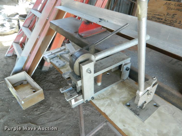 image for item GE9898 Makita aluminum saw chop saw