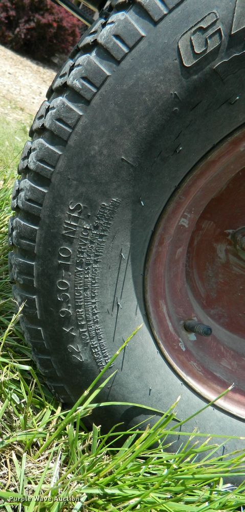 image for item GE9902 EZ GO Workhorse ST350 golf cart